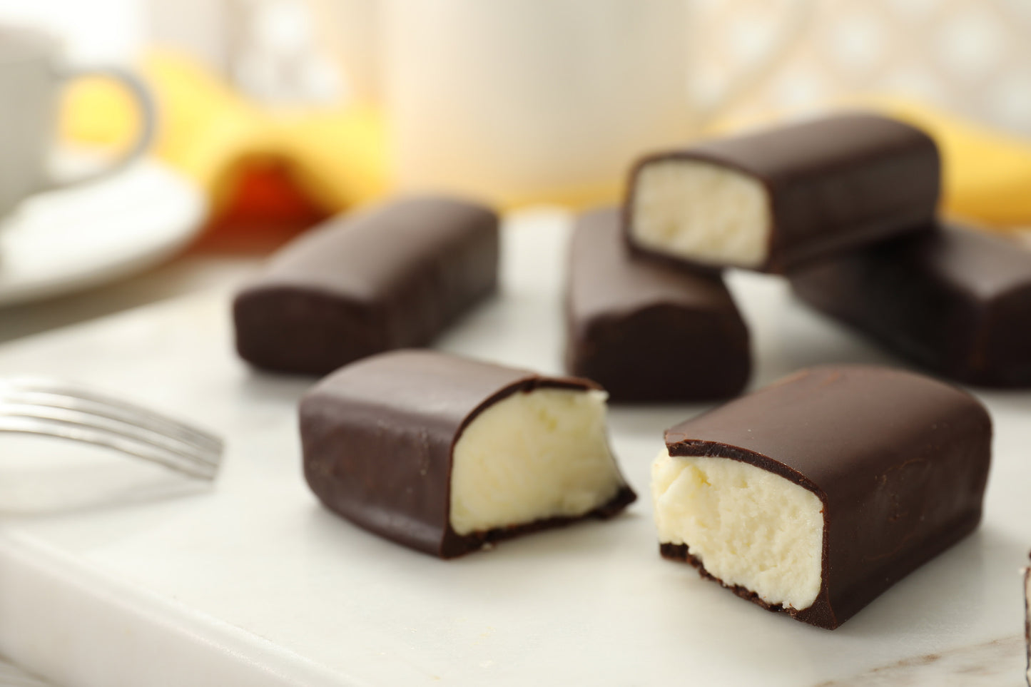 【送料無料!!】オクターブ・チョコチーズケーキ バニラ 14個入り